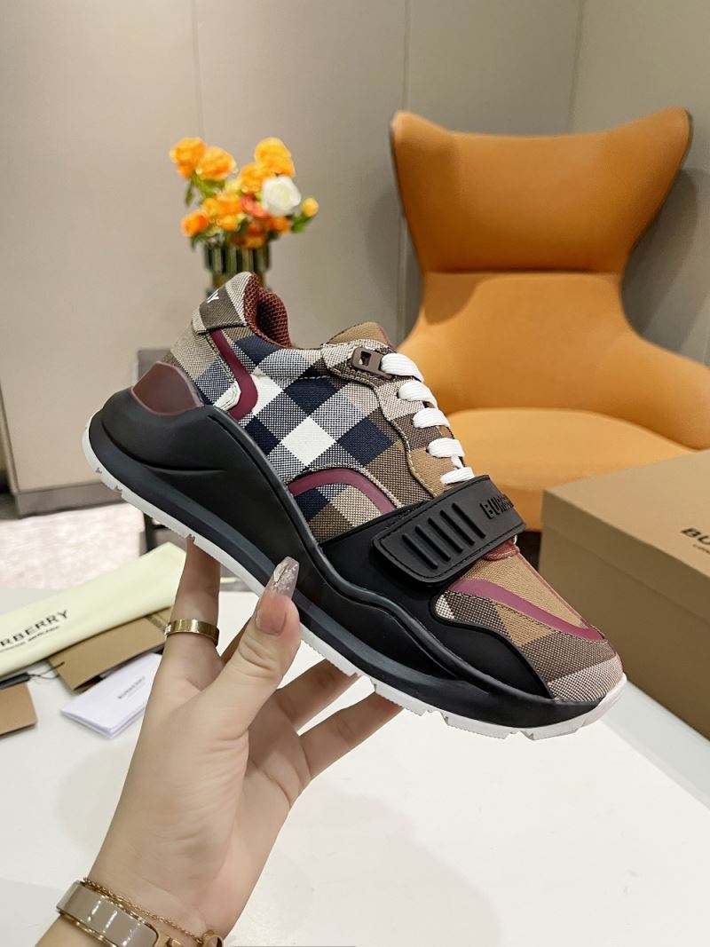 Burberry Low Shoes